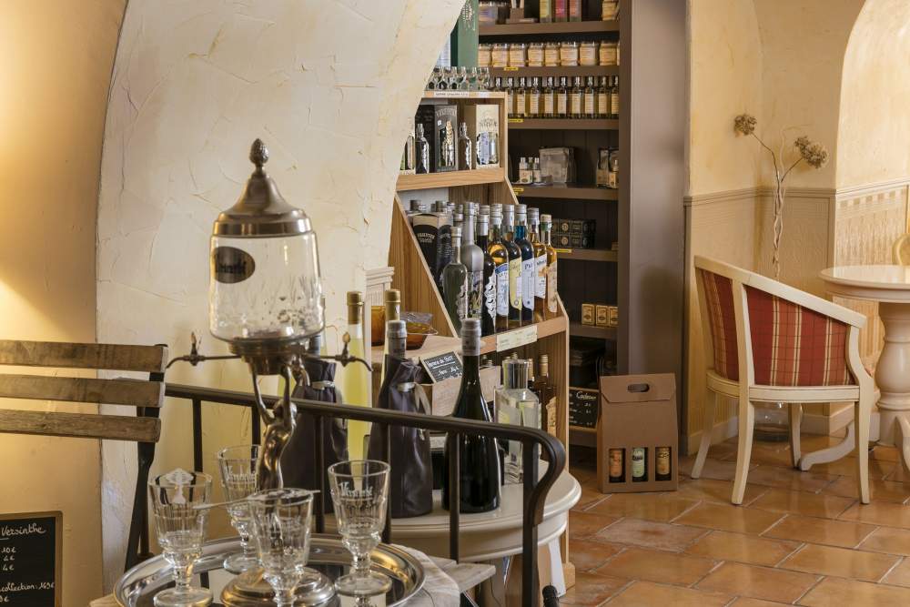 Boutique du Mas de Guilles à Lourmarin dans le Luberon